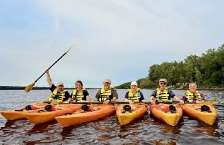 Fun ways to experience Ottawa with family and friends kayak tours ottawa